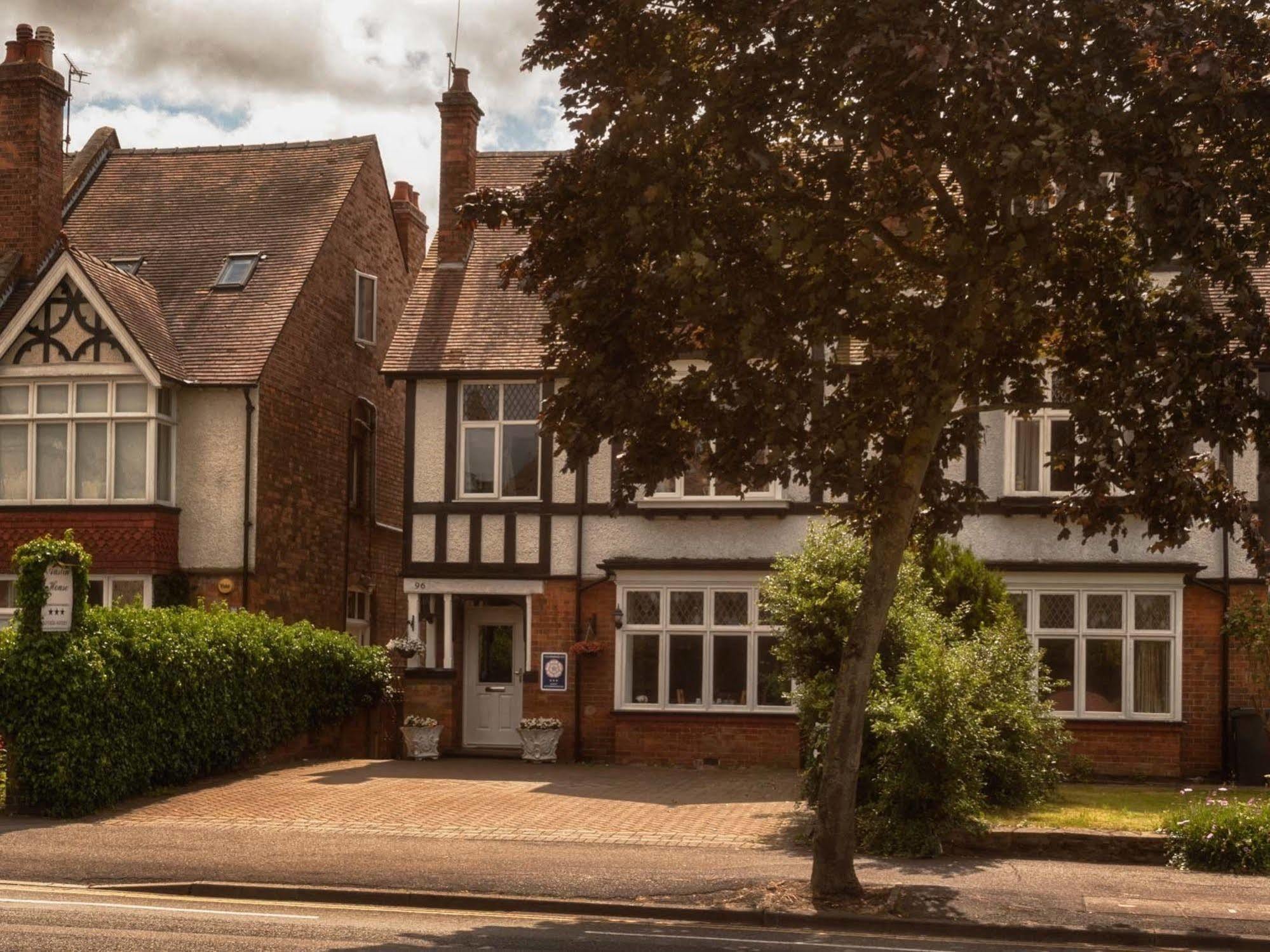 Austin Guest House Уорик Экстерьер фото